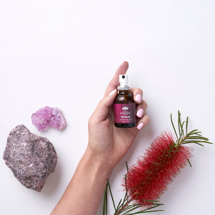 Discover our Woman Essence Collection Gift Set, the perfect remedy to harmonise emotional imbalances commonly associated with menstruation and menopause.