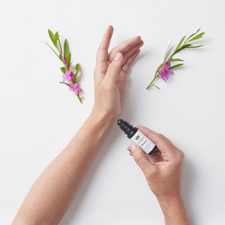 Discover our Woman Essence Collection Gift Set, the perfect remedy to harmonise emotional imbalances commonly associated with menstruation and menopause.