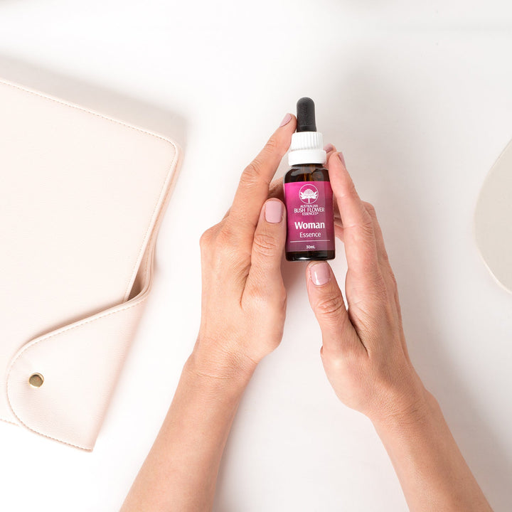 Discover our Woman Essence Collection Gift Set, the perfect remedy to harmonise emotional imbalances commonly associated with menstruation and menopause.